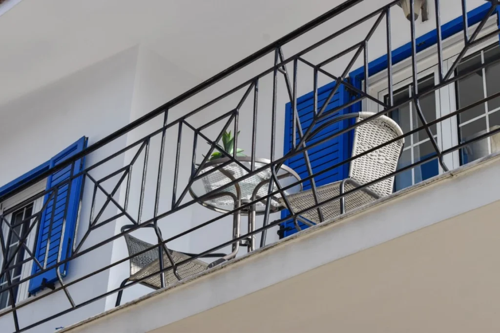 Balcony with outdoor seating at Athos apartment