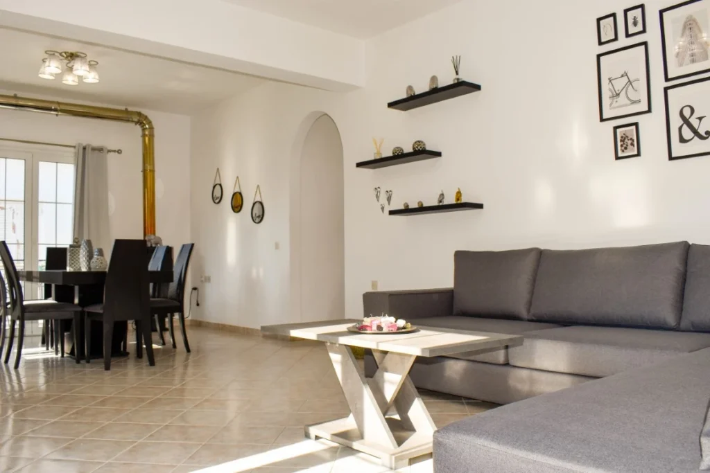 Modern living room with corner sofa — Athos Apartments Skiathos